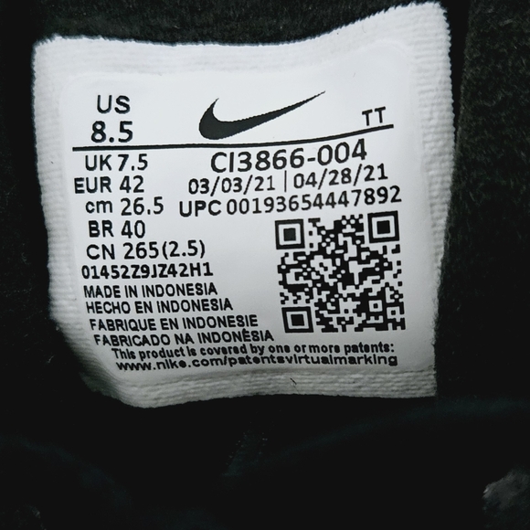 Nike Air Max 270 React Black White - Picture 6 of 6